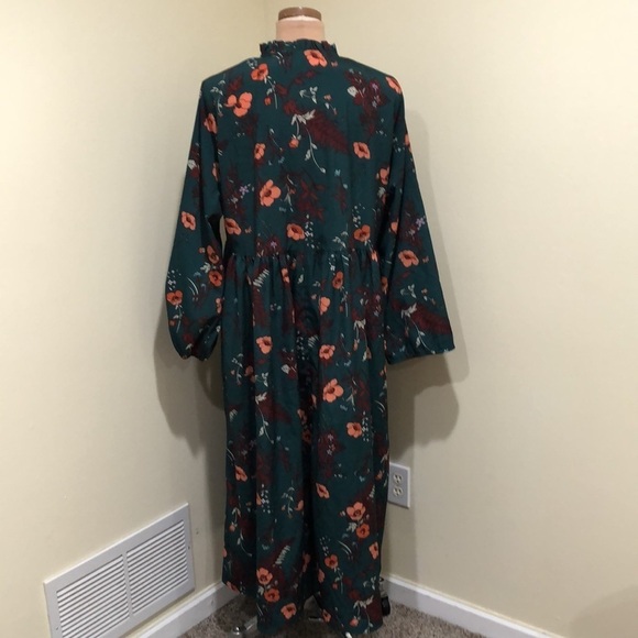 Francesca’s Collection Maxi Dress Size 1X Forest Green Orange Poppy Floral Print - Picture 5 of 9